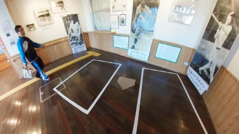 ホームベース跡