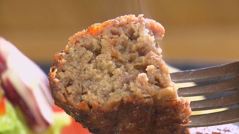 あしたか牛のハンバーグ