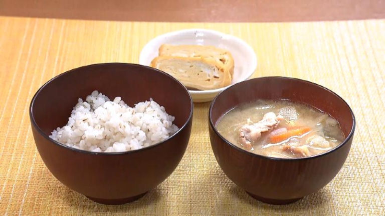 麦飯・とん汁・厚焼き玉子