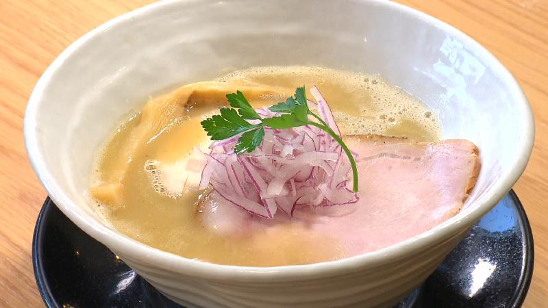 うっ鶏そば(880円)