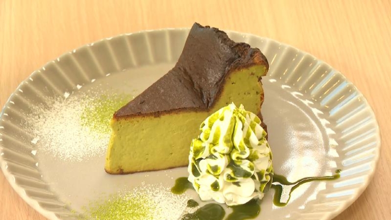 煎茶のバスクチーズケーキ(680円)