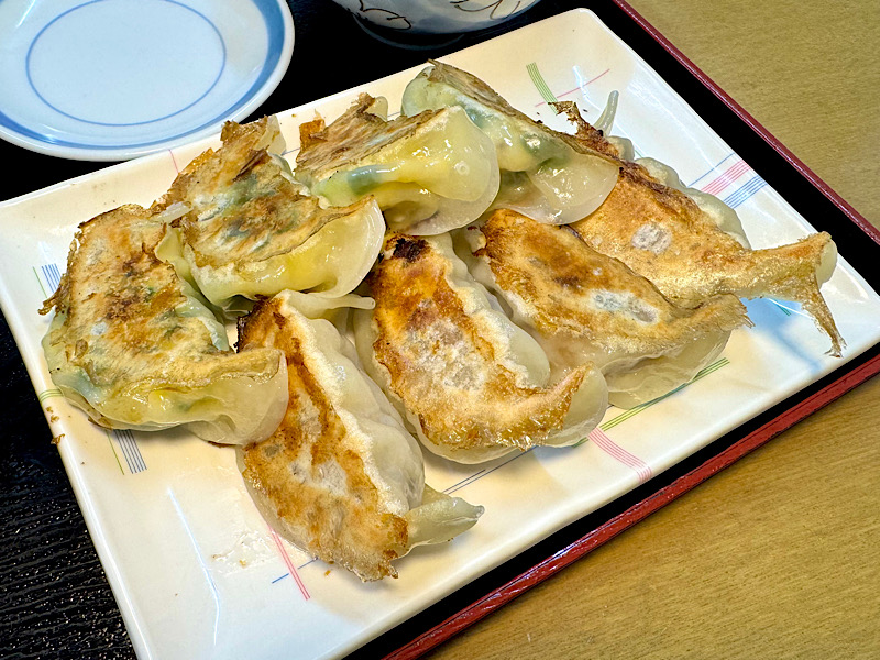ギョーザ8個