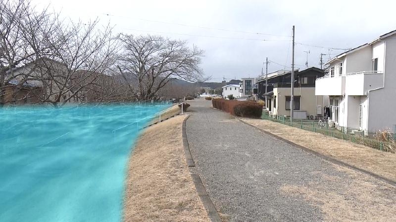 薩摩土手の脇を流れる川のイメージ