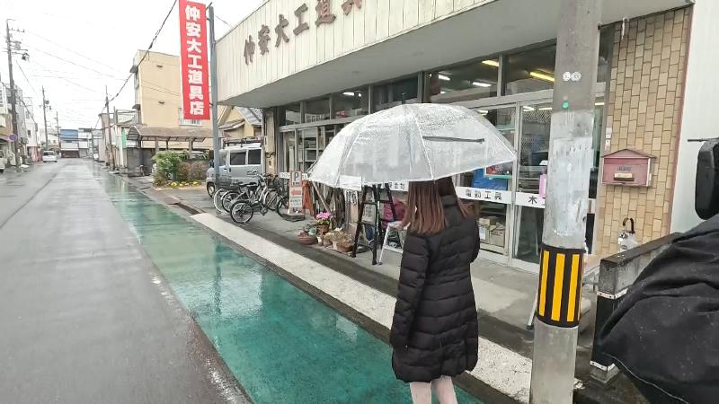 大工道具店を訪れた大森アナ