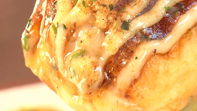とろとろなソースたこ焼き