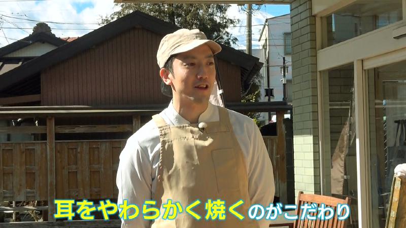 山口屋 職人の山口凛さん「耳までやわらかく焼くのがこだわり」
