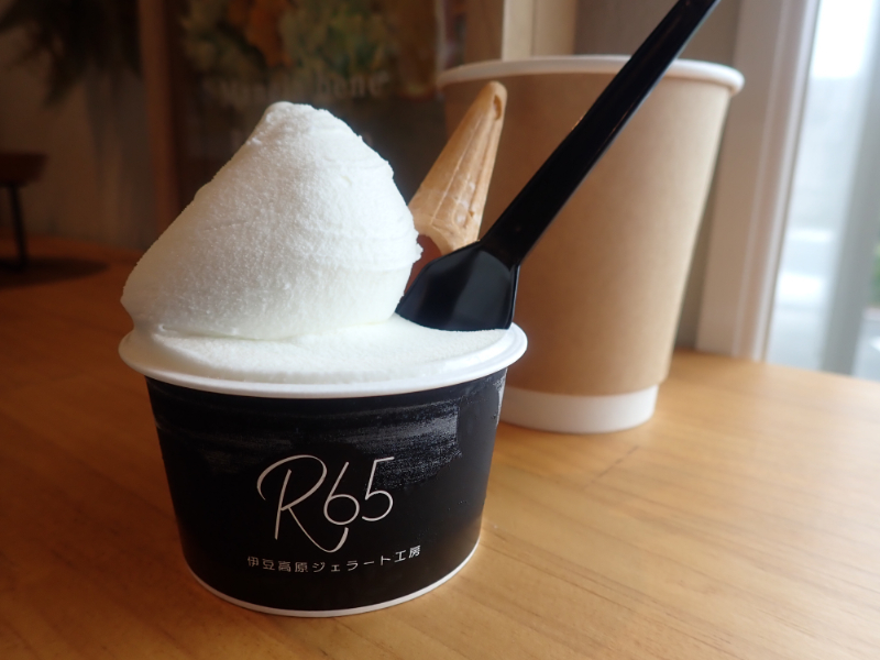 カップ入りジェラート