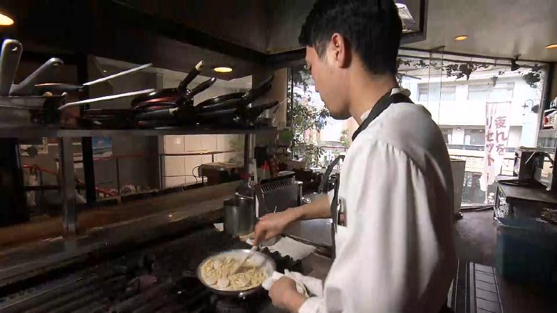 パスタの調理風景