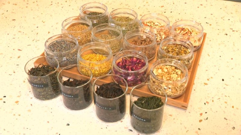 ブレンドティーの材料