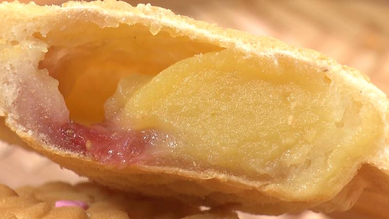 いちごカスタードたい焼きの断面