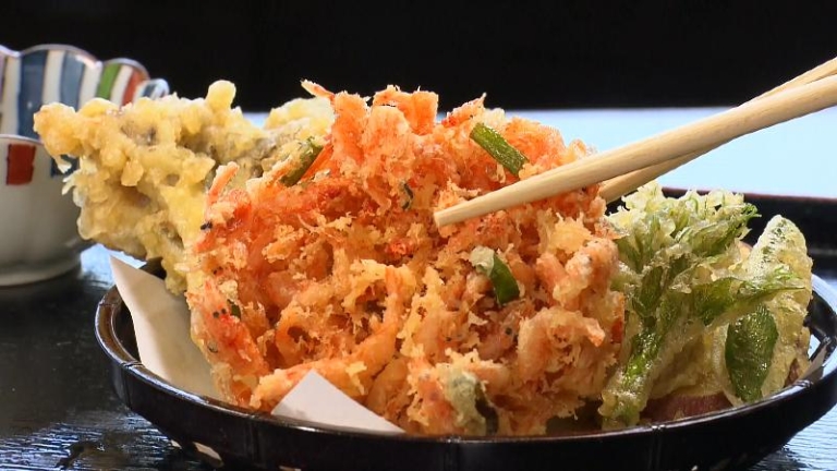 サクラエビのかき揚げ