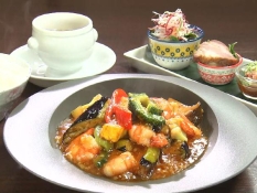 小エビと野菜の酸辣ソース炒め(2618円)