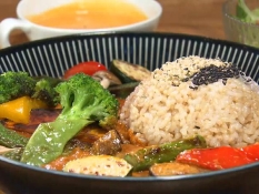 焼き野菜たっぷりカレー(1200円）