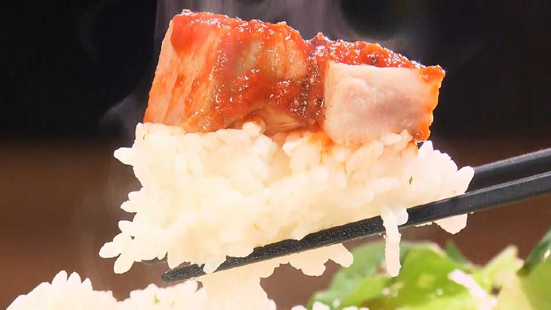 ローストポークをご飯と一緒に