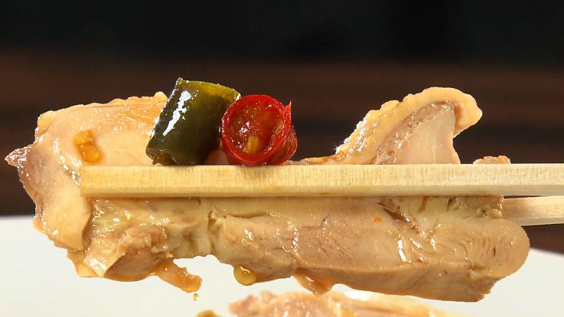 藤椒鶏テンジャオヂィ