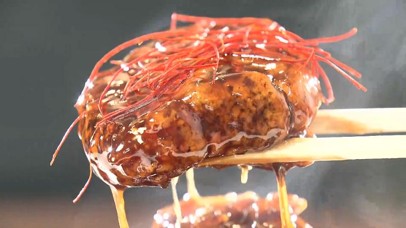 豚バラの酢豚・黒酢(2500円)