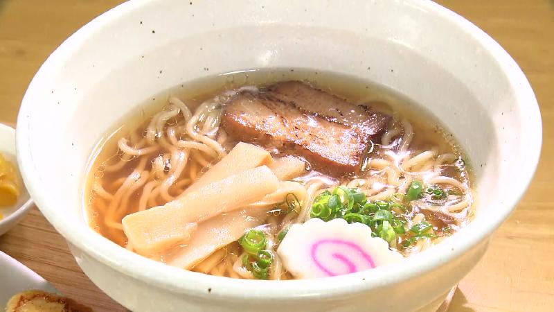 餃子ミニラー定食・並(1375円)