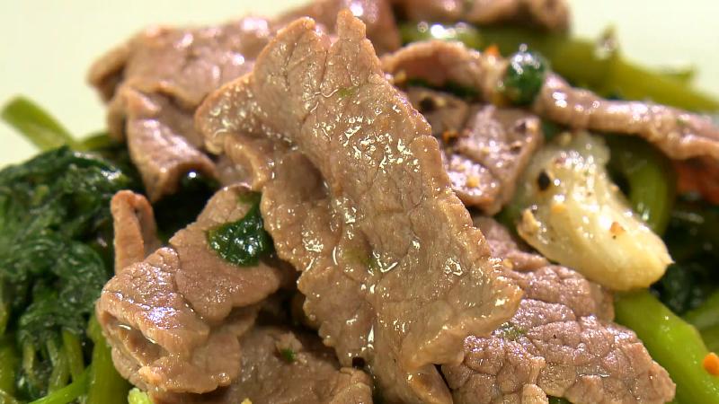 空心菜と牛肉ニンニク炒め(800円)