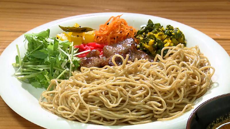 スパイスカレー焼そば(1200円)