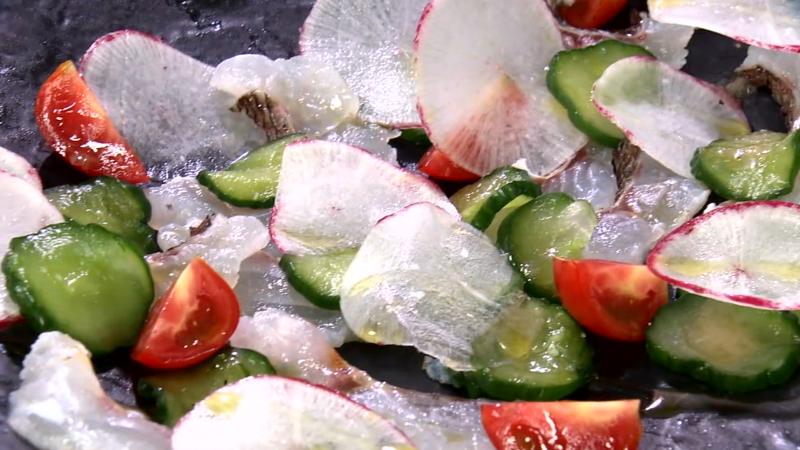 駿河湾鮮魚のカルパッチョ(1800円)