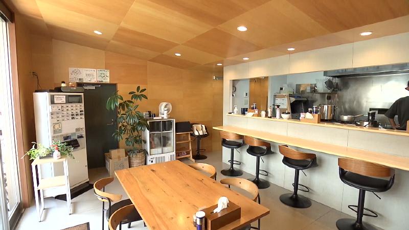 らぁめん燦の店内