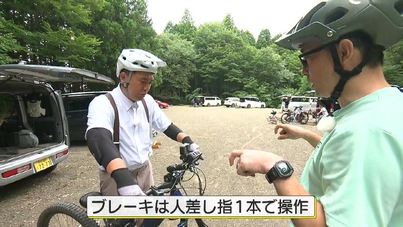 ブレーキは人差し指1本で操作