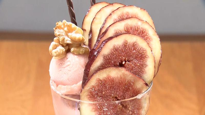 いちじくとくるみのパフェ(1380円)