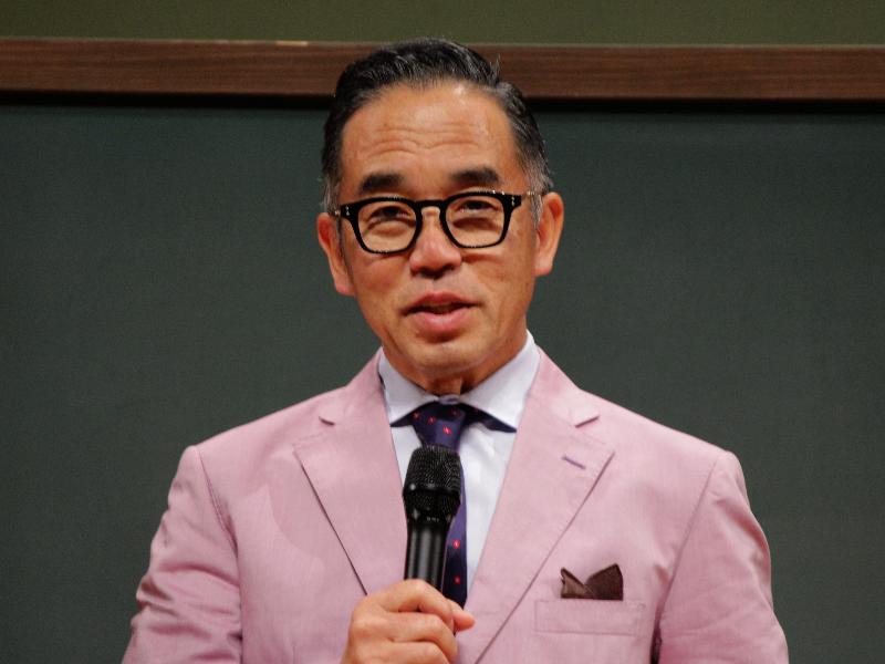テレビ寺子屋で講演をする花まる学習会代表・高濱正伸さん