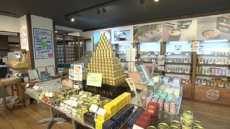 120種類以上の缶詰が揃う店内
