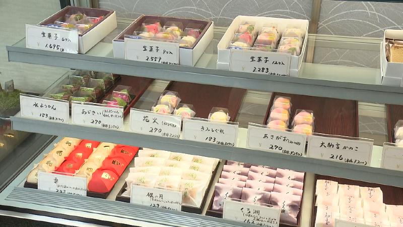 和菓子のショーケース