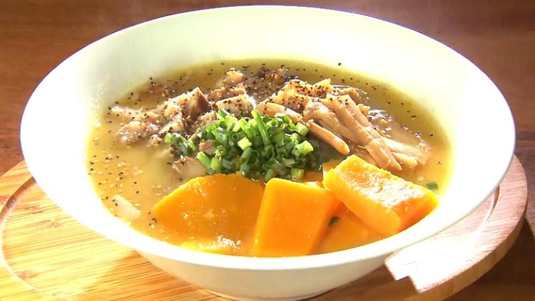 リピ塩かぼちゃラーメン(1200円)
