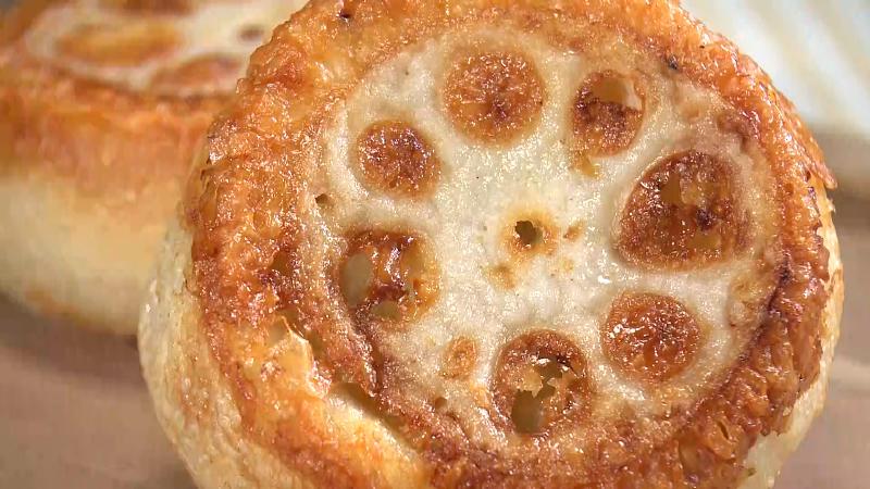 レンコンとパリパリチーズ(1個・313円)