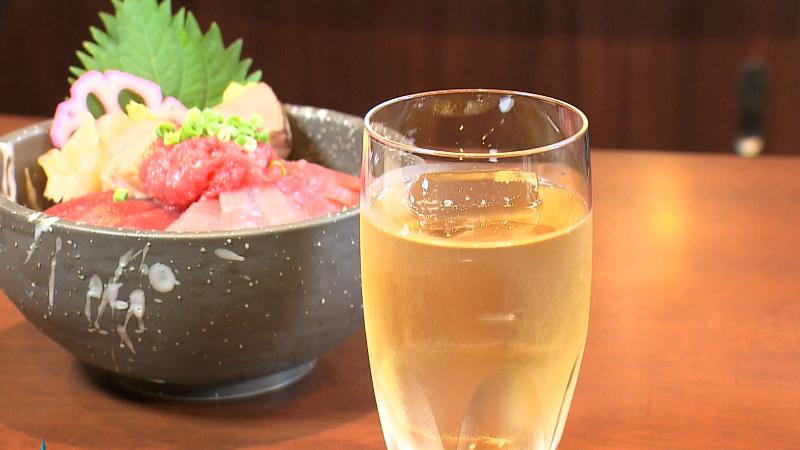 天然みなみまぐろ丼とアイラモルトハイボール