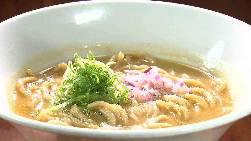 濃厚牡蠣白湯(1350円)