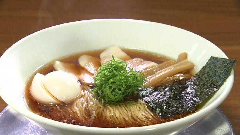 醤油味玉ラーメン(1250円)