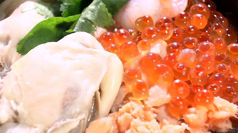 牡蠣とさけイクラ釜飯