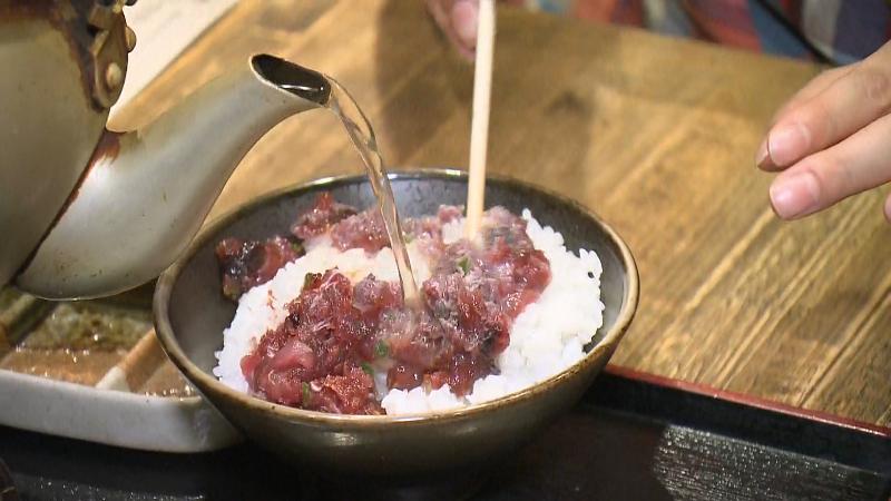 うずわめしの〆はお茶漬け