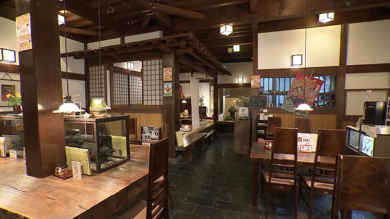 岡田屋の店内