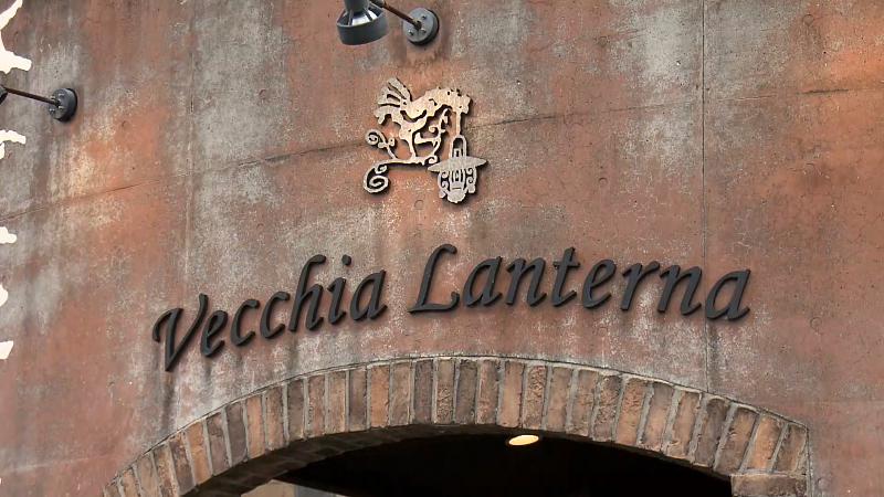 ヴェッキア ランテルナの看板
