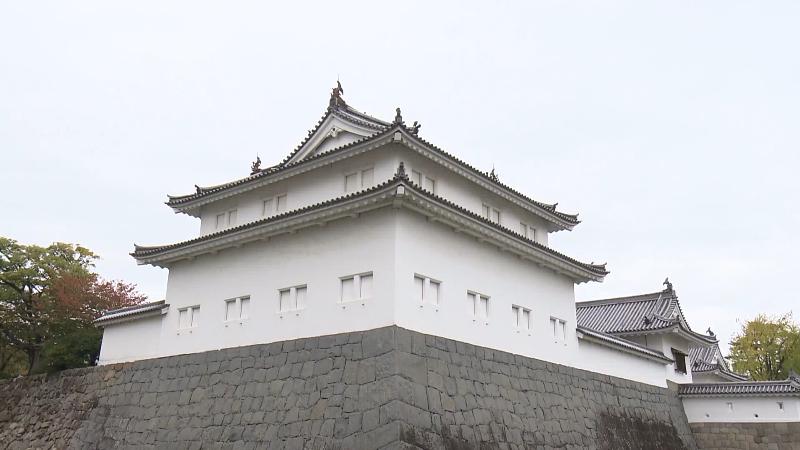 復元された駿府城の櫓