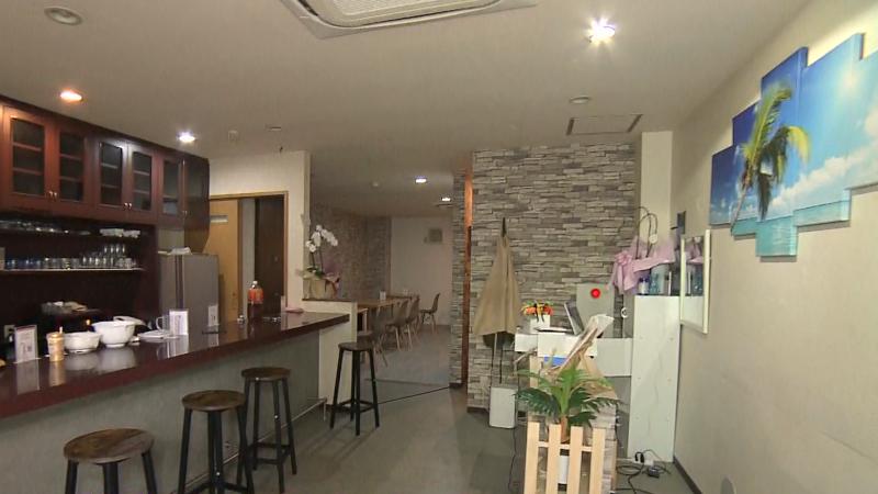 Family cafe 空　店内