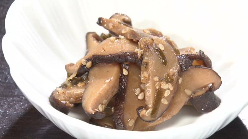 シイタケナムル