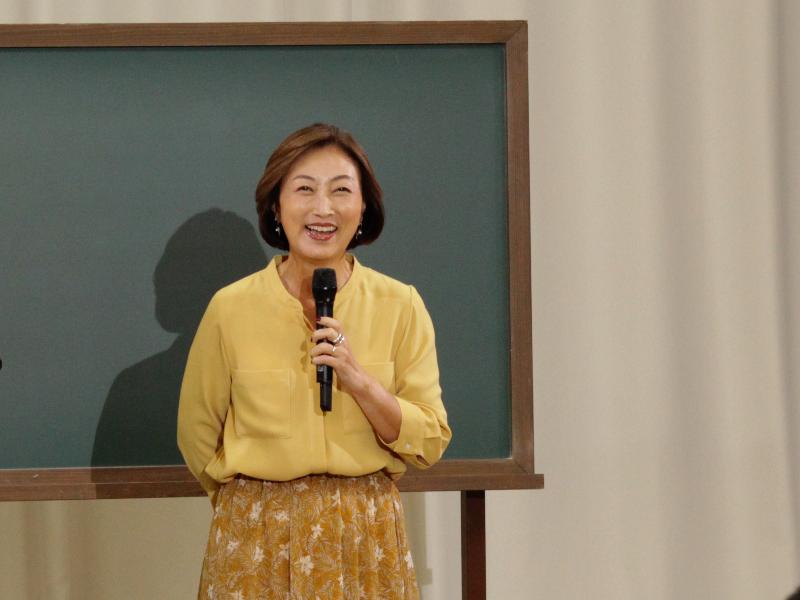 テレビ寺子屋で講演を行うスポーツ心理学者の田中ウルヴェ京さん