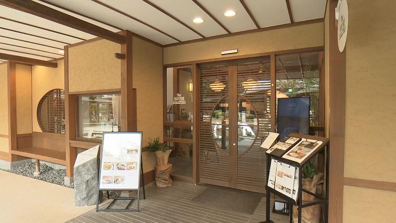 The COFFEE ROASTERの外観