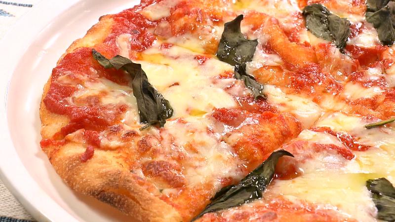 揚げピッツァ(1380円)