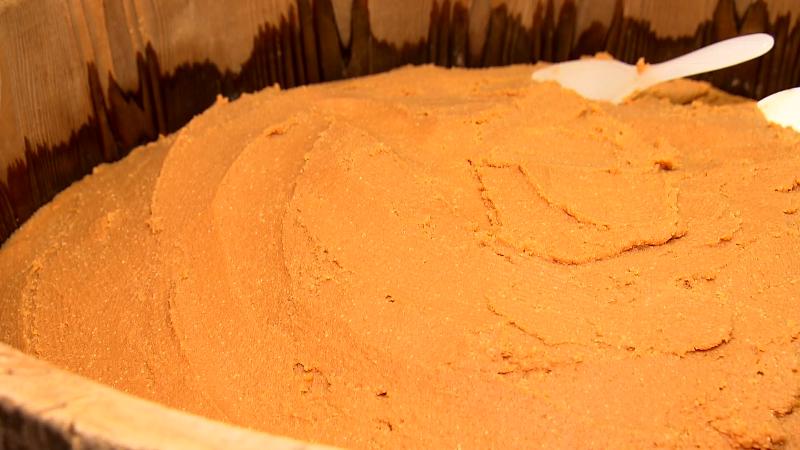 木桶で造った白みそ