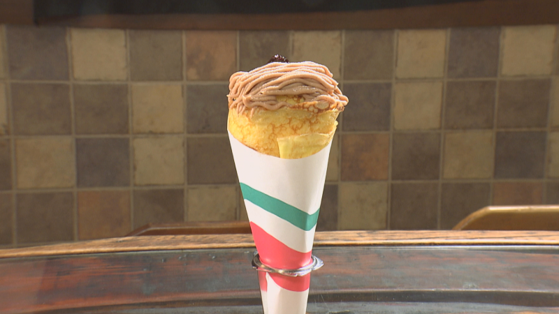 クレープ・マロンカシス(950円)