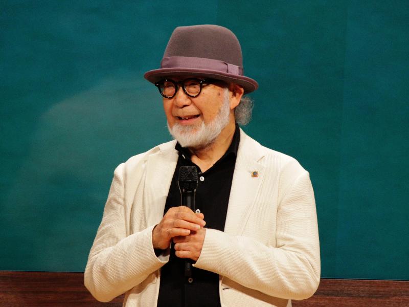 テレビ寺子屋で講演を行う医師・作家の鎌田實さん