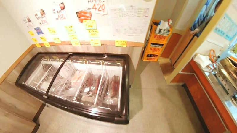 魚久の店内