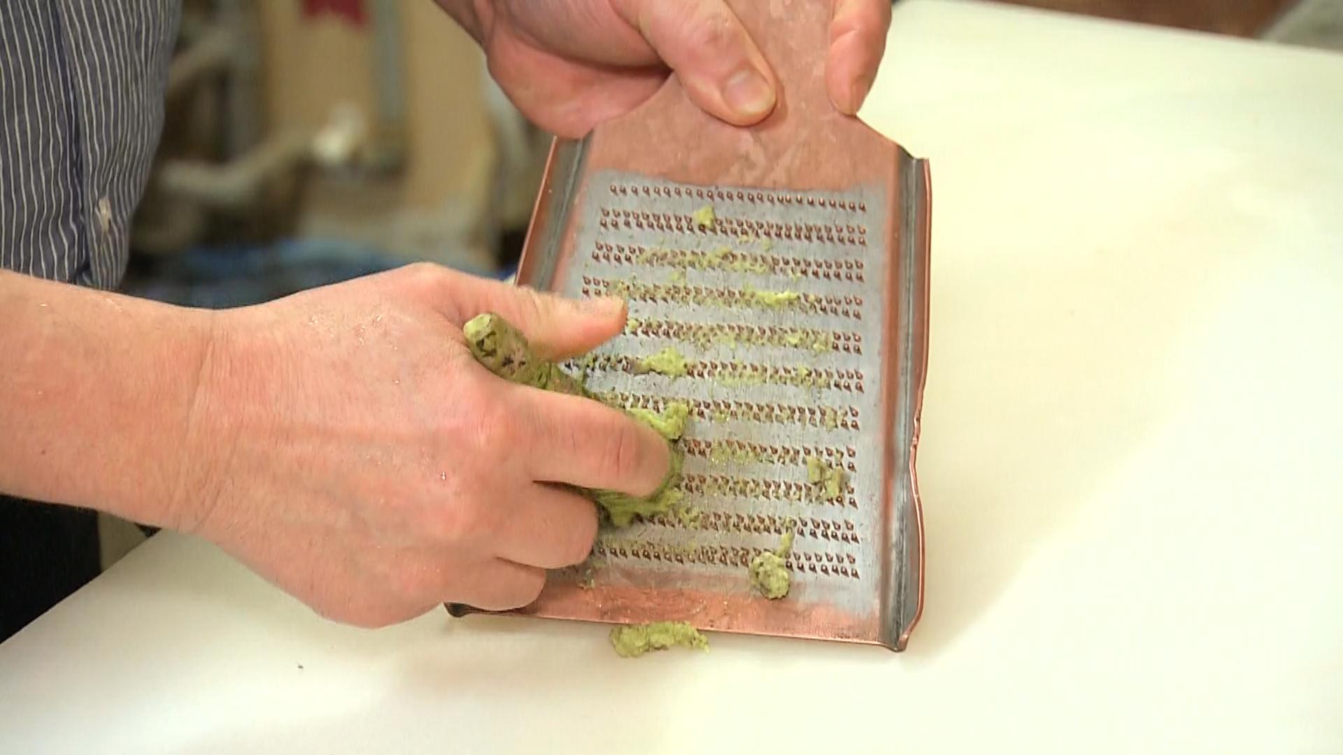 粗めにすったワサビ